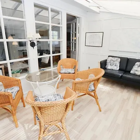 Two-bedroom In Sydals Skovbyballe