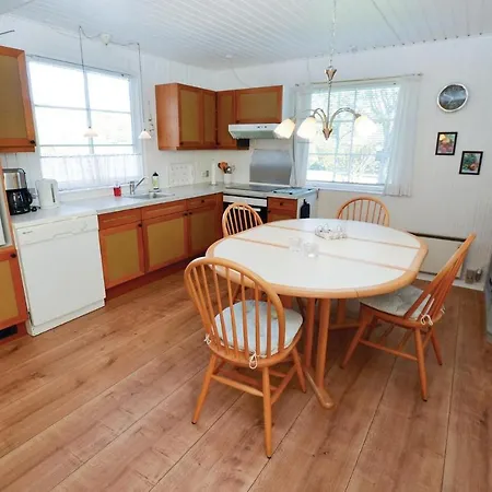 Two-bedroom In Sydals *